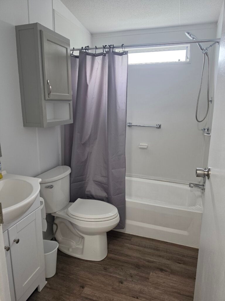 7247 Harbor View Drive