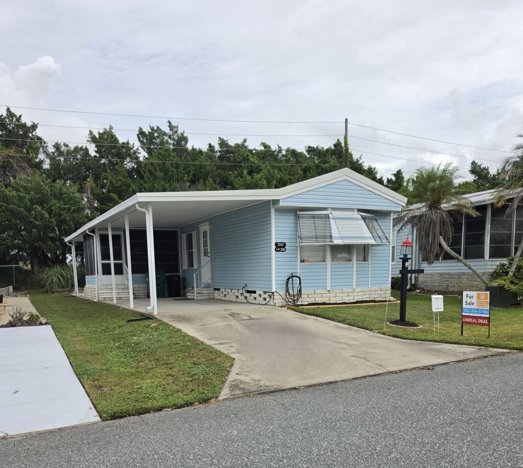 7247 Harbor View Drive