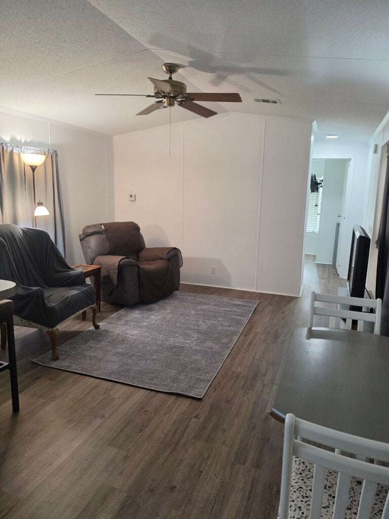7247 Harbor View Drive