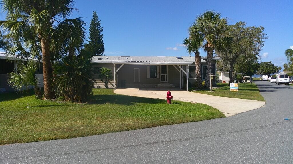 7312 Harbor View Drive