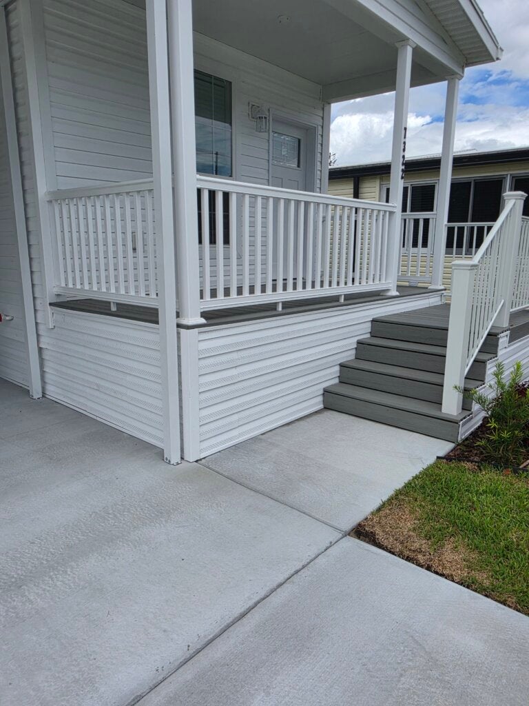 7322 Harbor View Drive