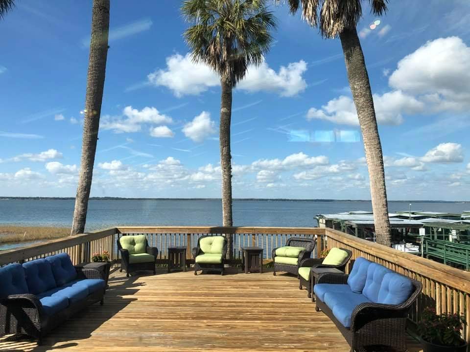 7325 Harbor View Drive
