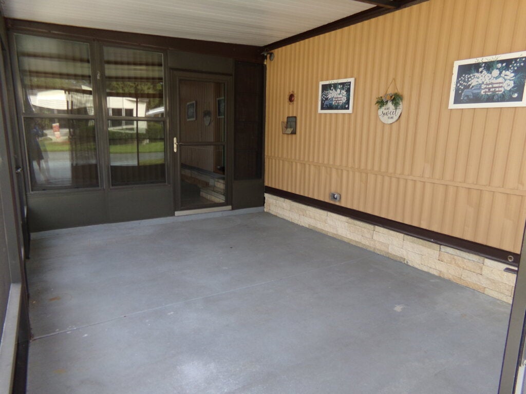 7443 Harbor View Drive