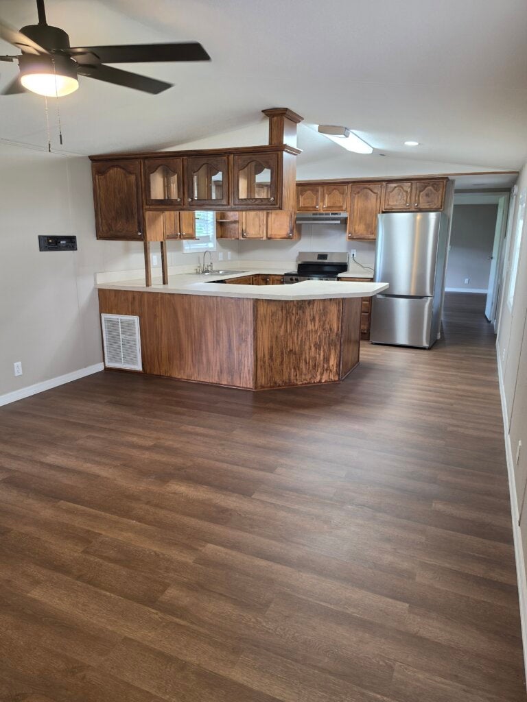 7515 Harbor View Drive