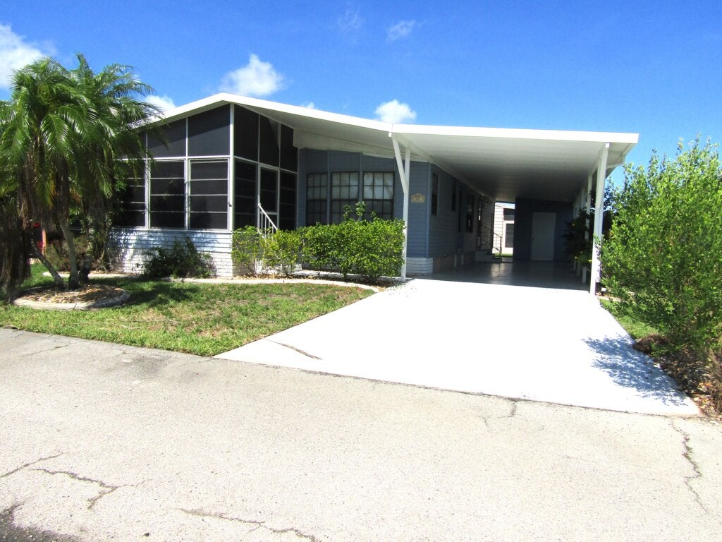77 Villa Court