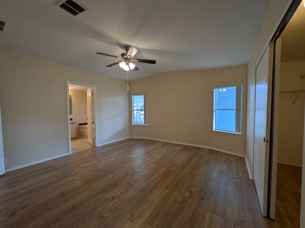 807 Choo Choo Ln