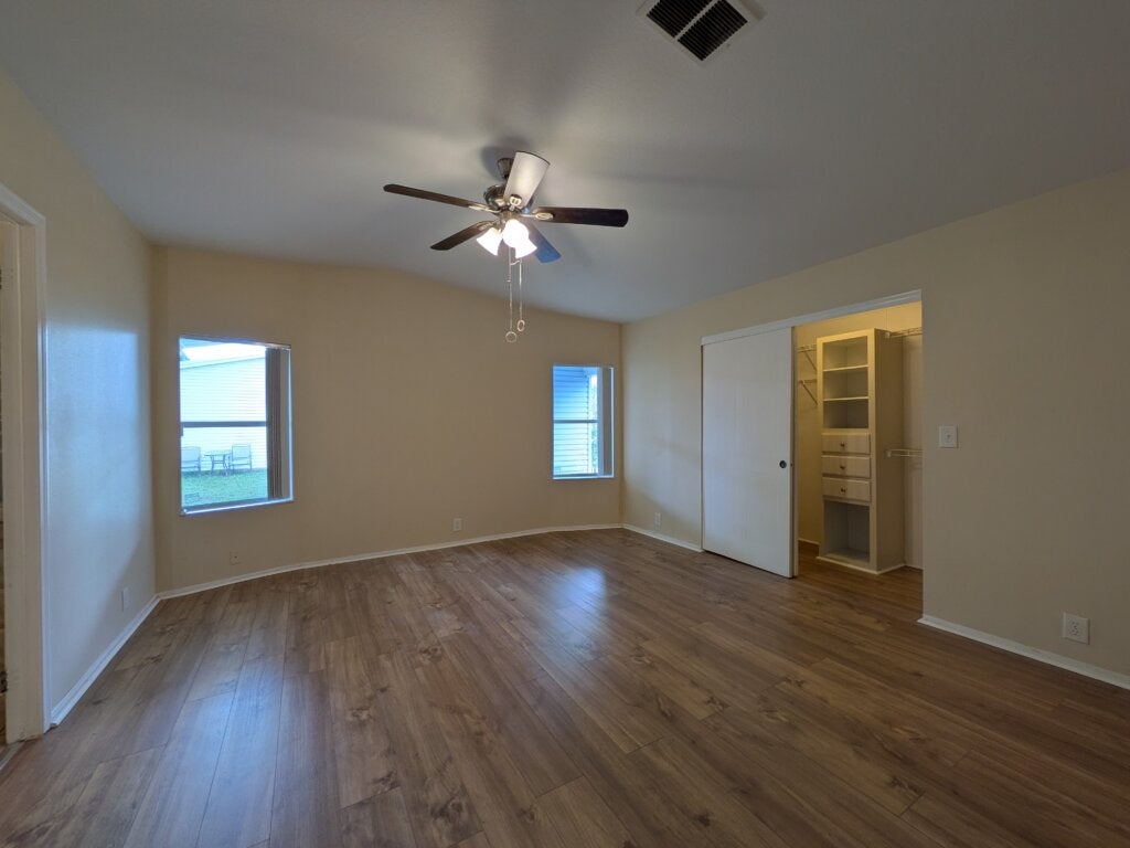 807 Choo Choo Ln