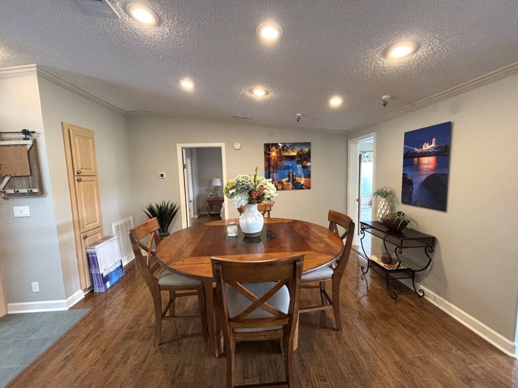 9208 Spatterdock Court