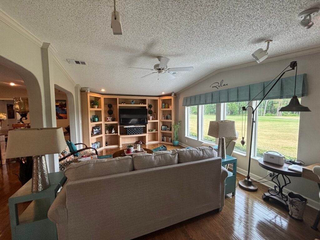 9208 Spatterdock Court