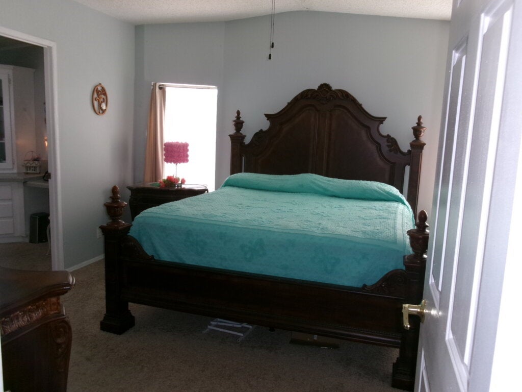 93 Grizzly Bear Path