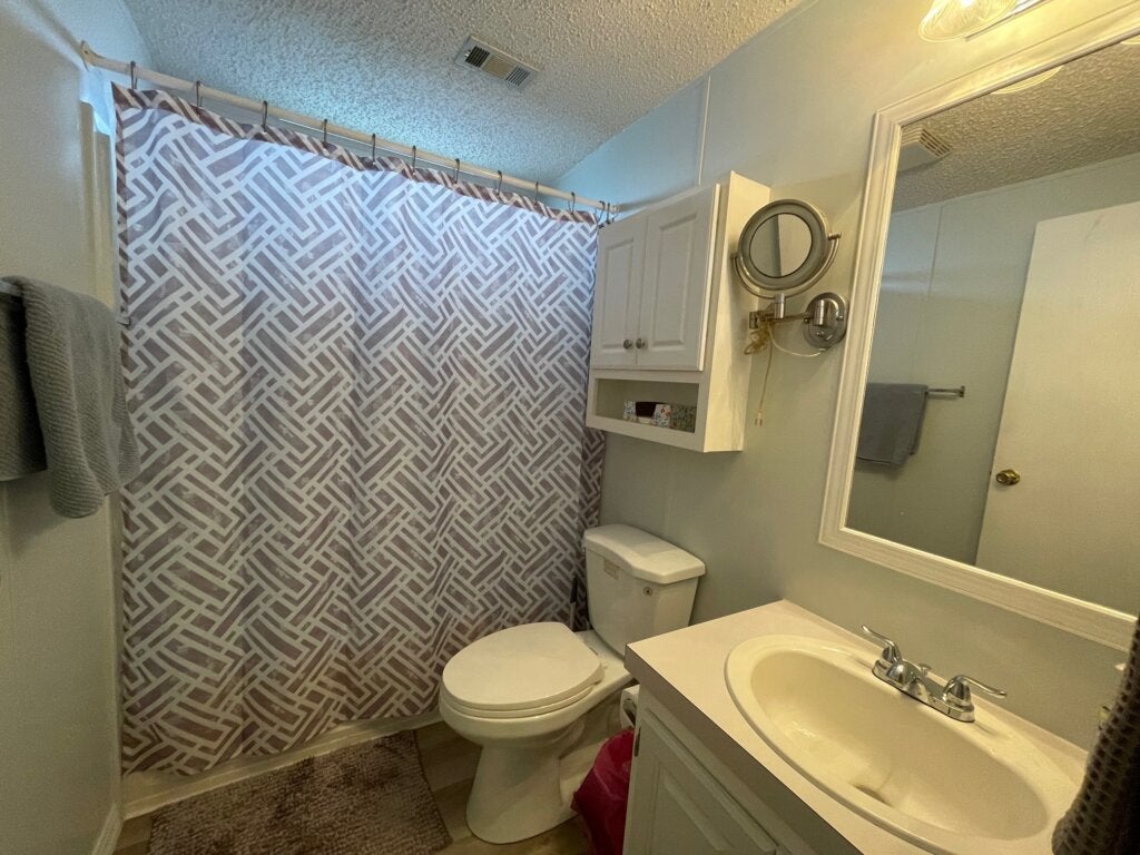 9439 Big Apple Lane