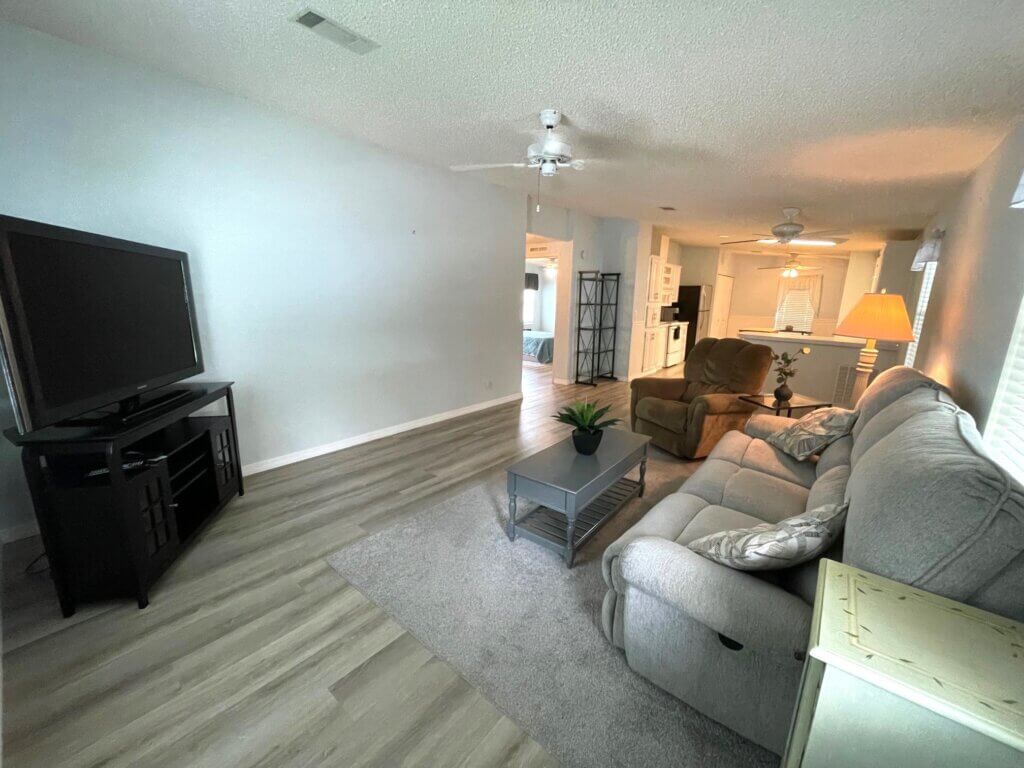 9439 Big Apple Lane