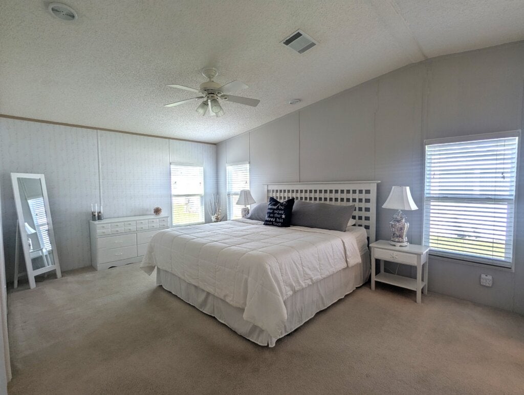 9464 Big Apple Lane