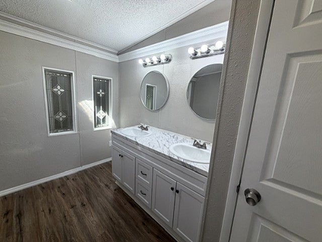 9509 Mulligan Lane