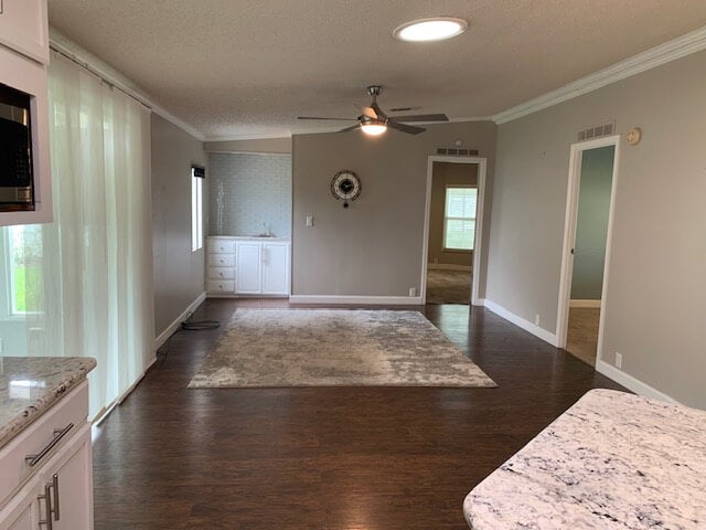 9520 Fountain Terrace