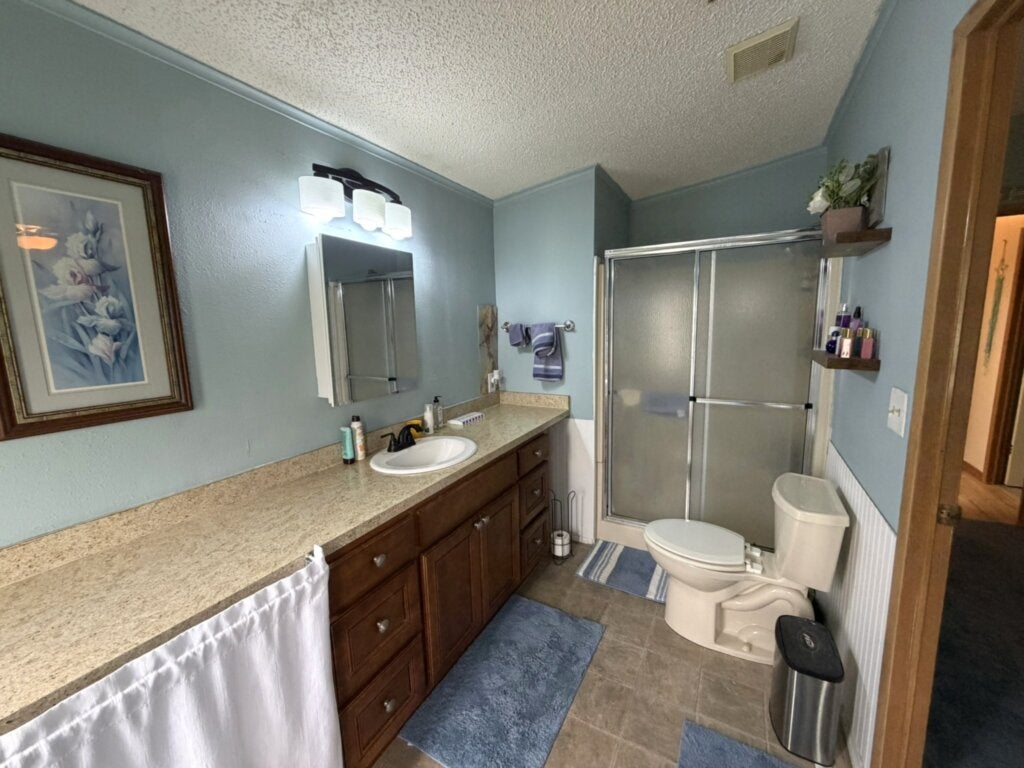9525 Cypress Tree Ln