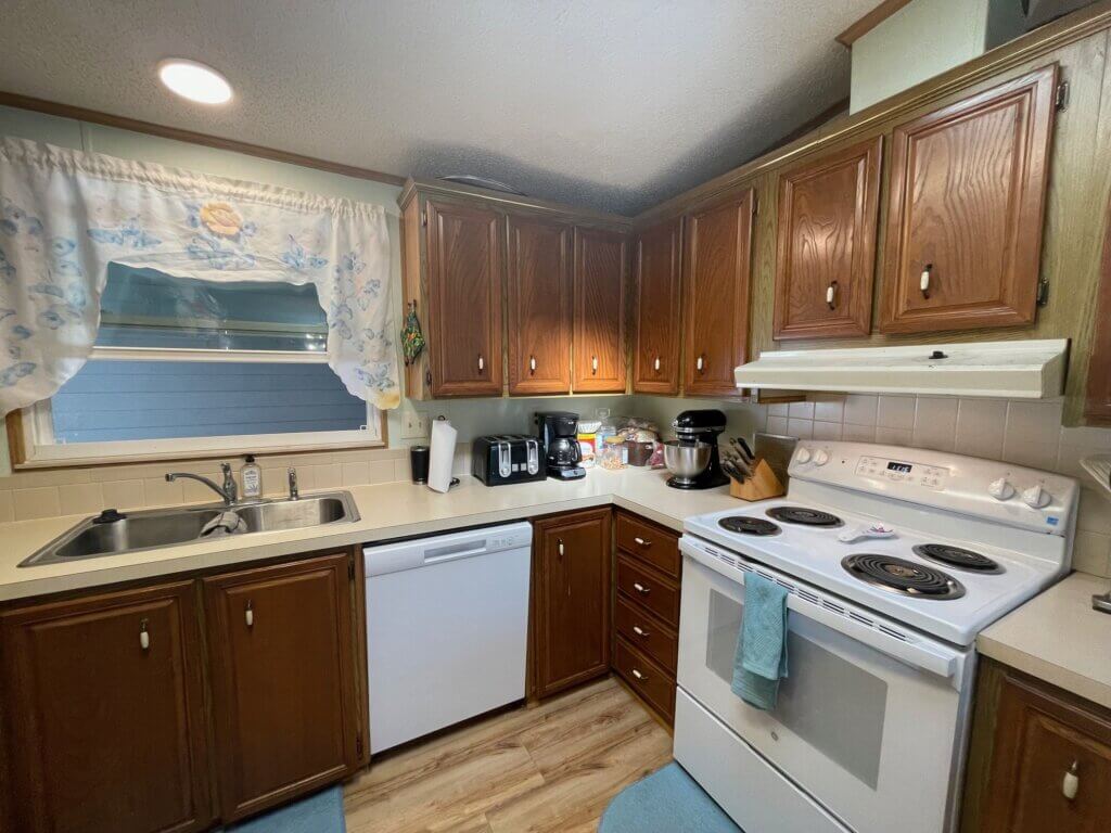 9525 Cypress Tree Ln