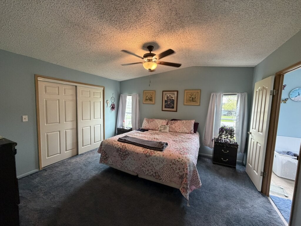9525 Cypress Tree Ln