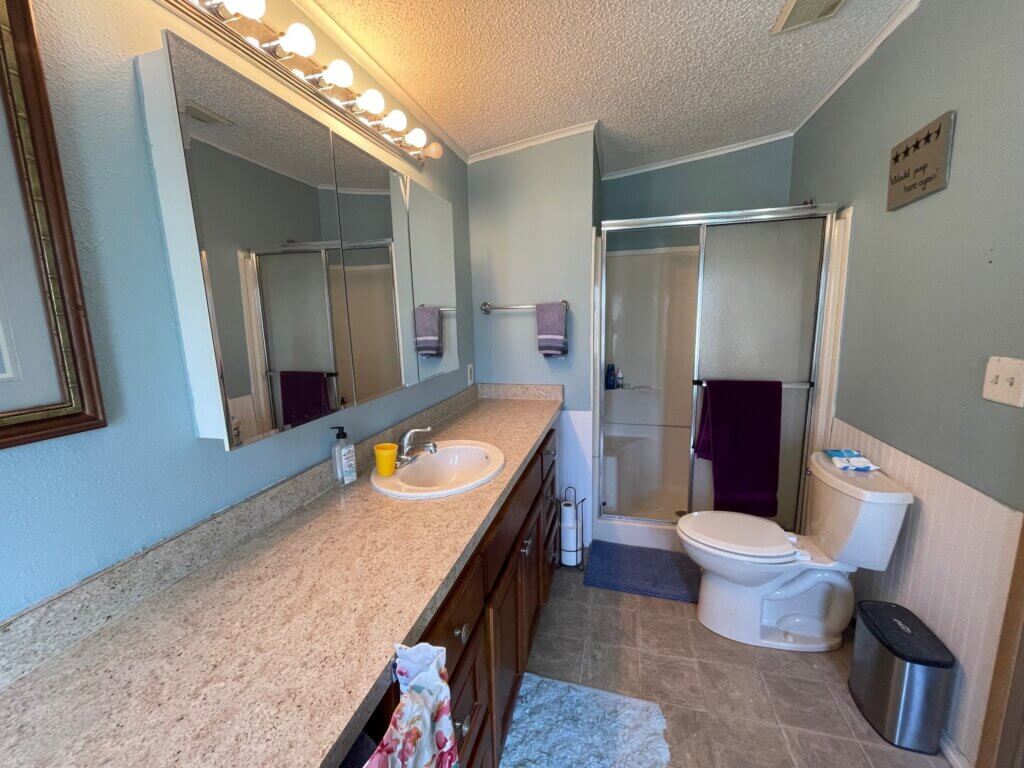 9525 Cypress Tree Ln