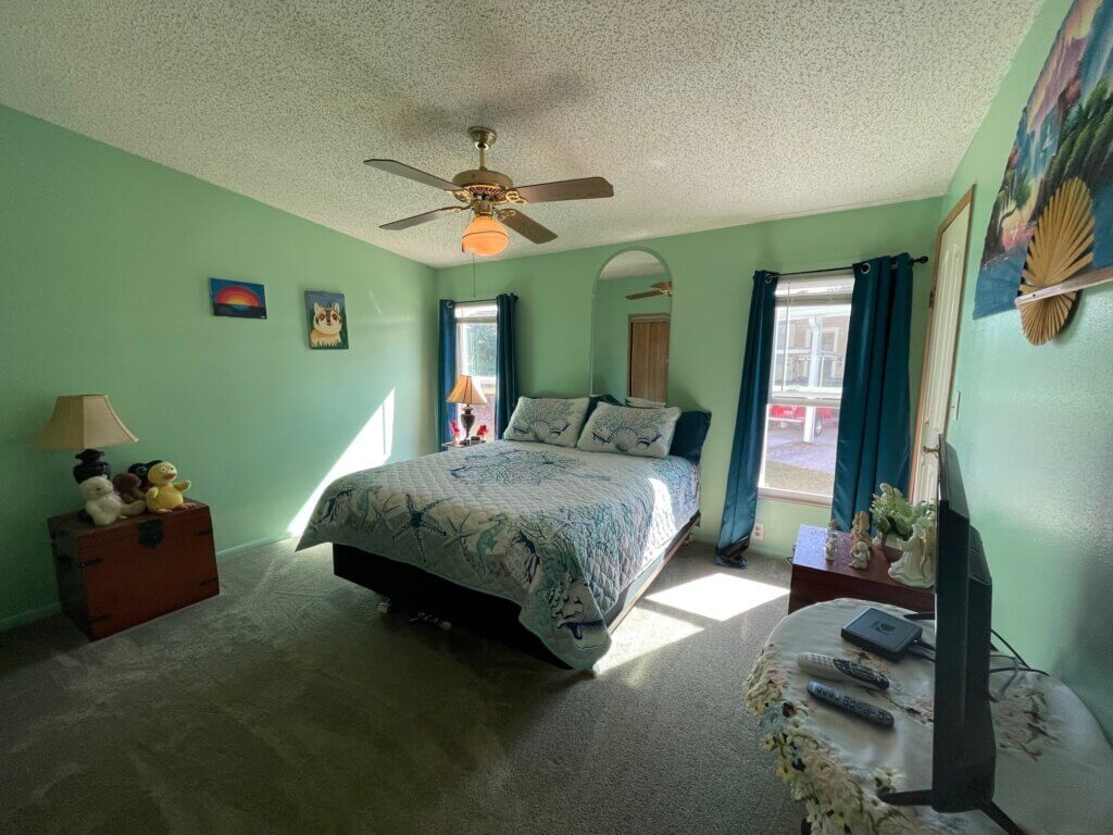 9525 Cypress Tree Ln