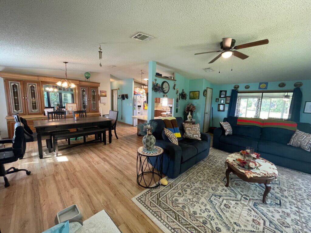 9525 Cypress Tree Ln