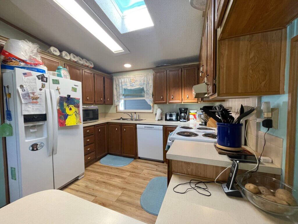 9525 Cypress Tree Ln