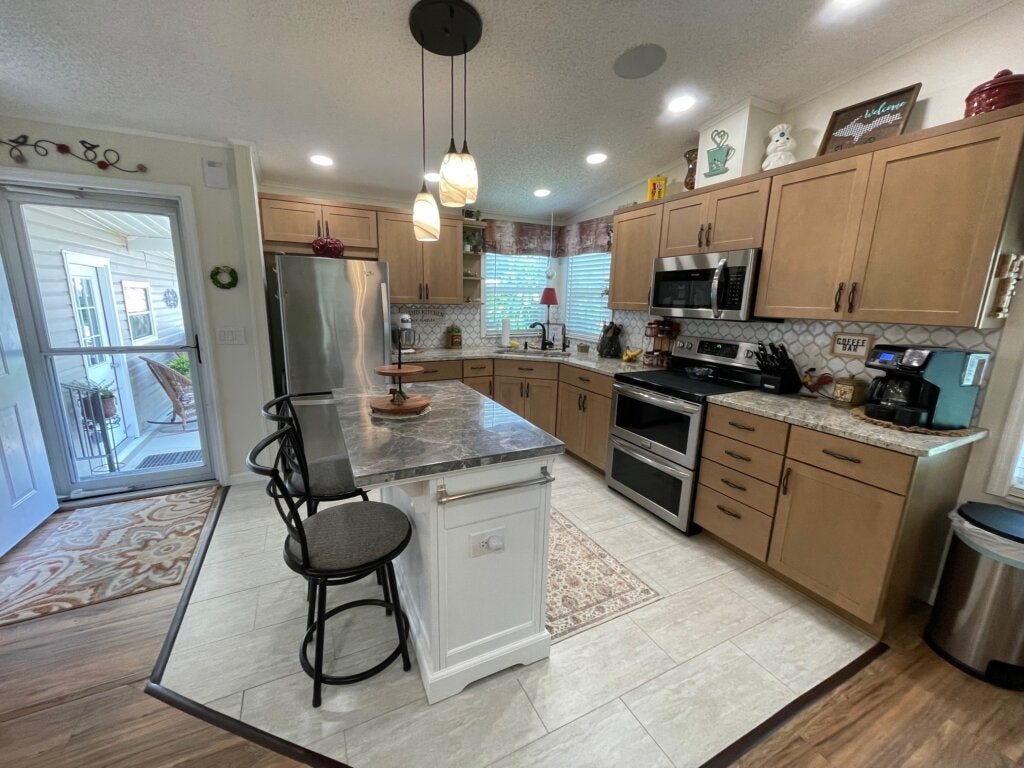 9533 Cypress Lakes Dr