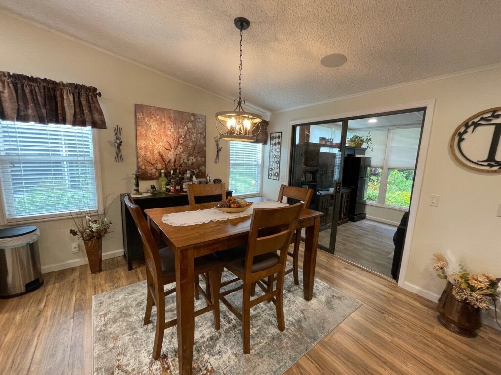 9533 Cypress Lakes Dr