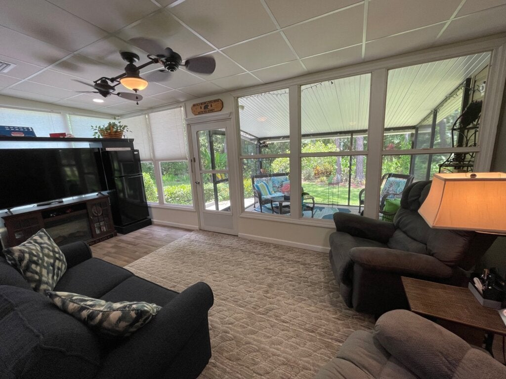 9533 Cypress Lakes Dr