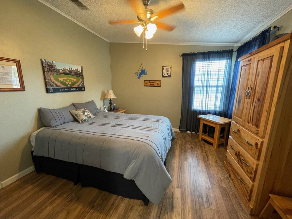 9533 Cypress Lakes Dr