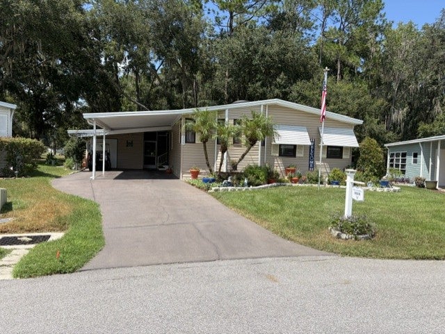 9537 Cypress Tree Ln