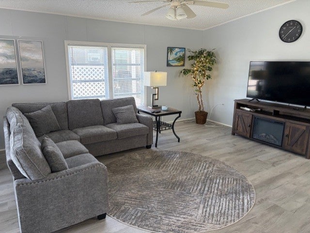9563 Cypress Lakes Dr