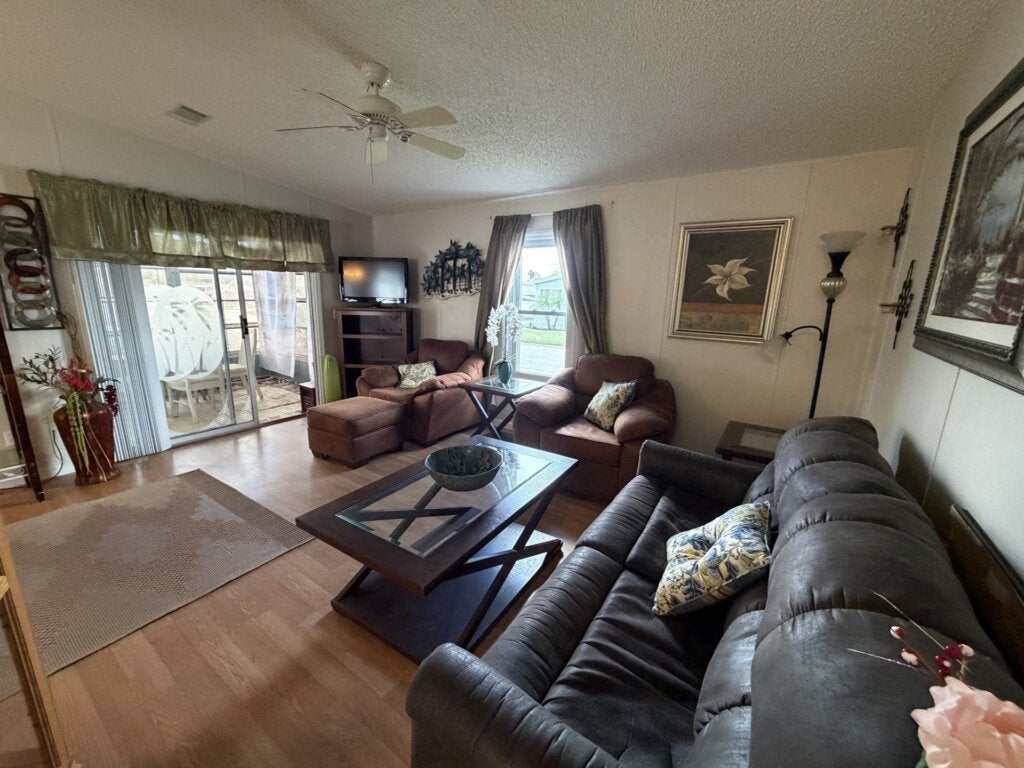 9589 Anglers Way