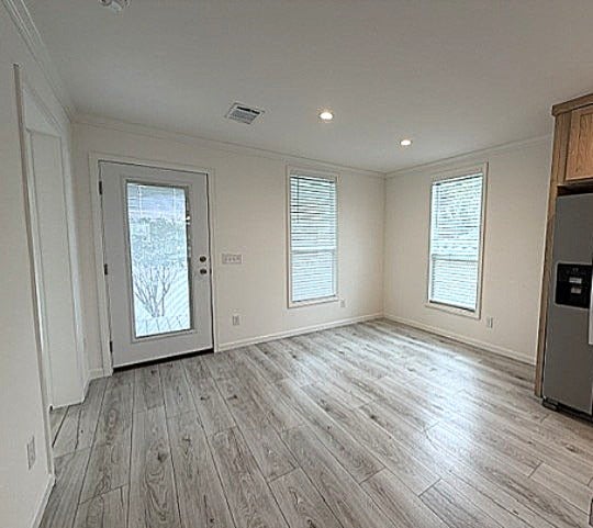 9645 Cypress Lakes Dr