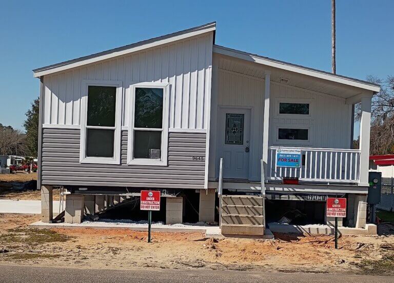 9645 Cypress Lakes Dr