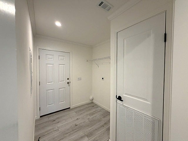 9645 Cypress Lakes Dr