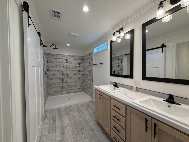 9645 Cypress Lakes Dr