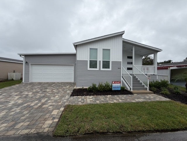 9645 Cypress Lakes Dr
