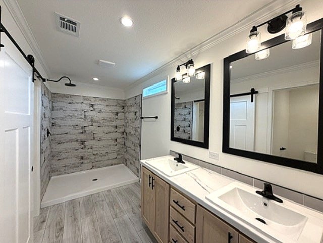 9645 Cypress Lakes Dr