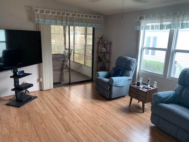 9671 Cypress Lakes Dr