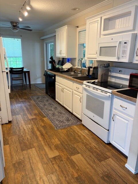 9846 Moorhen Drive