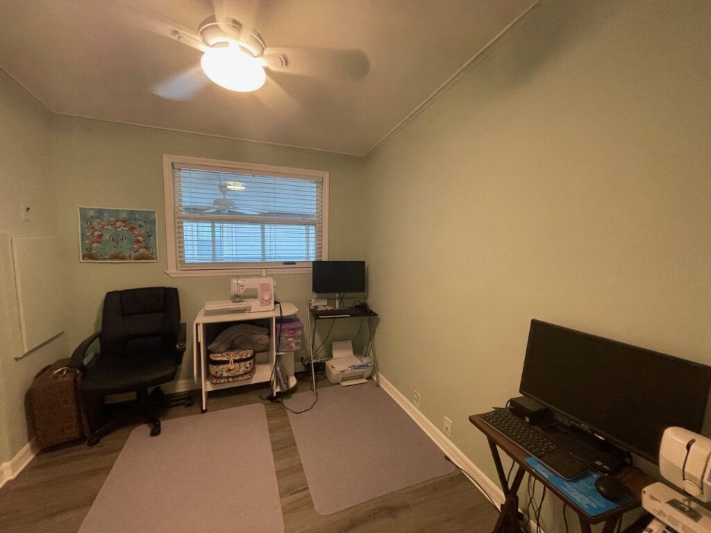 9863 Cypress Lakes Dr