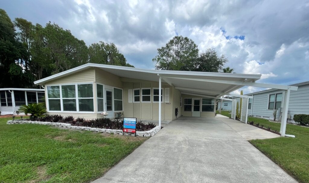 9863 Cypress Lakes Dr