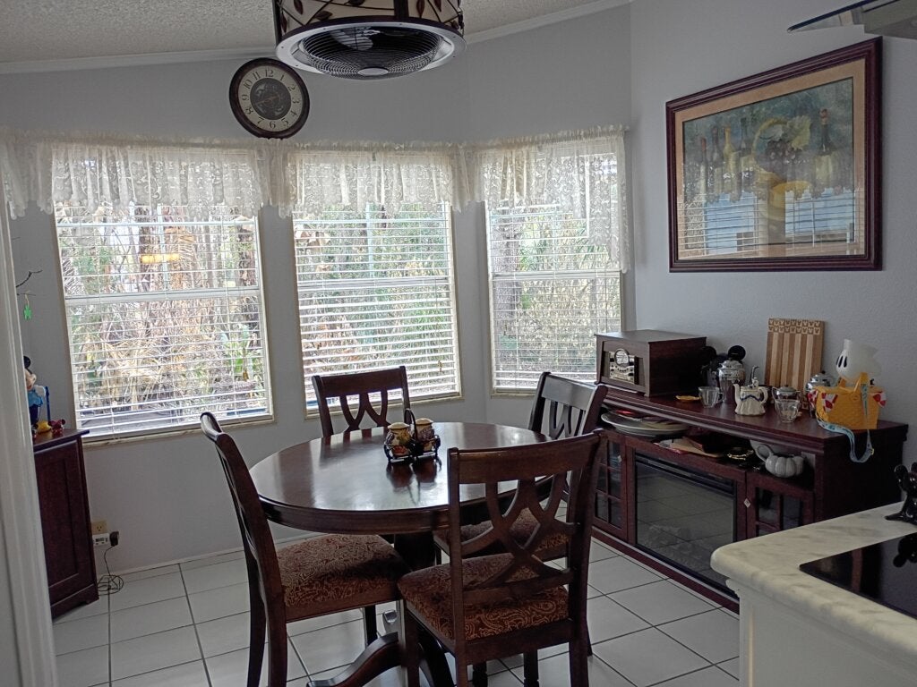 9900 Cypress Lakes Dr