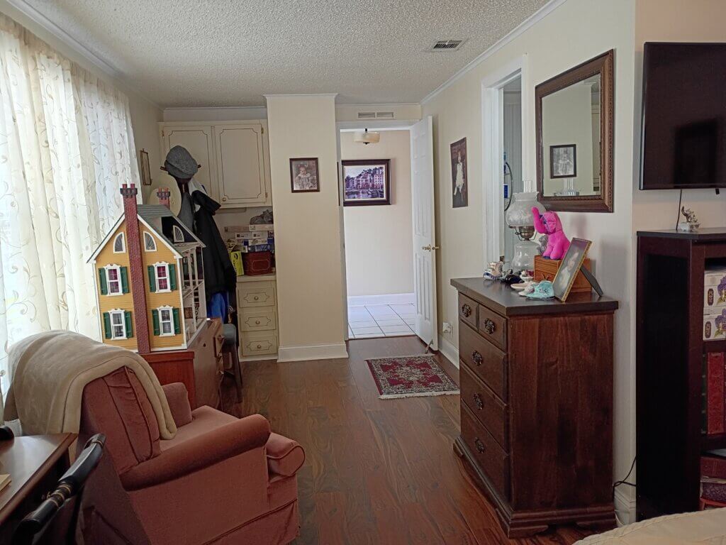 9900 Cypress Lakes Dr