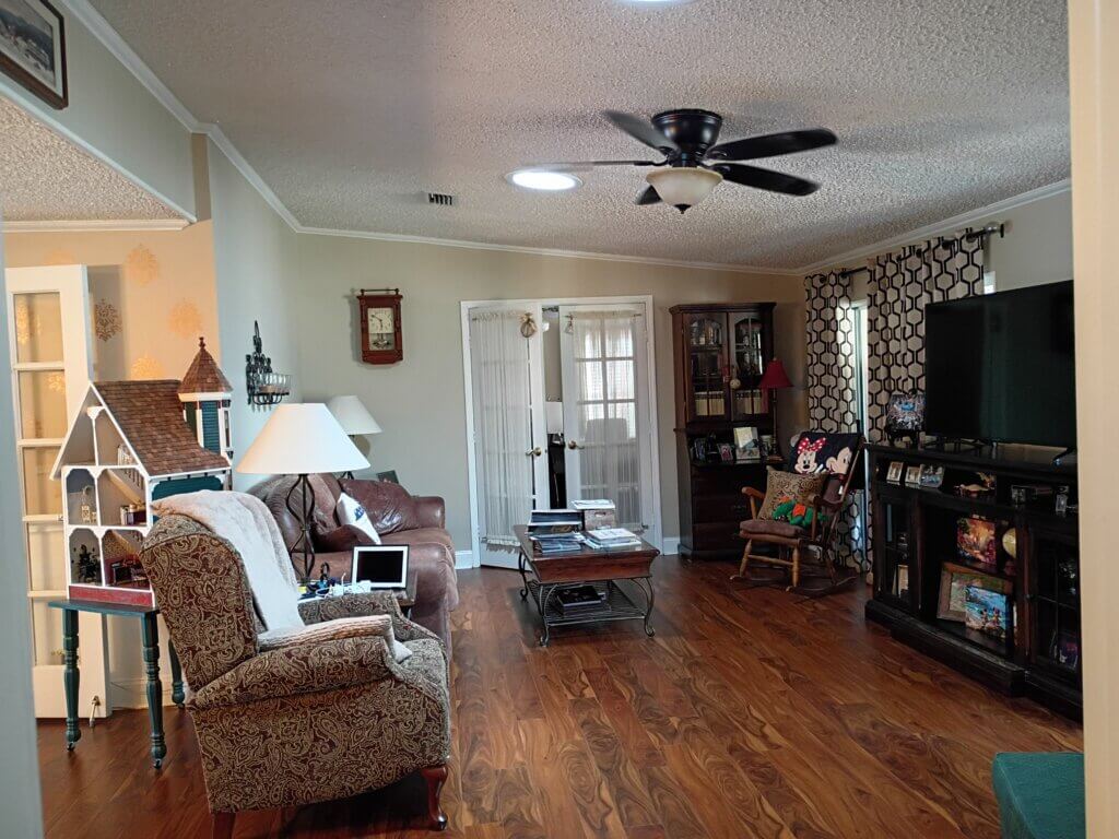 9900 Cypress Lakes Dr