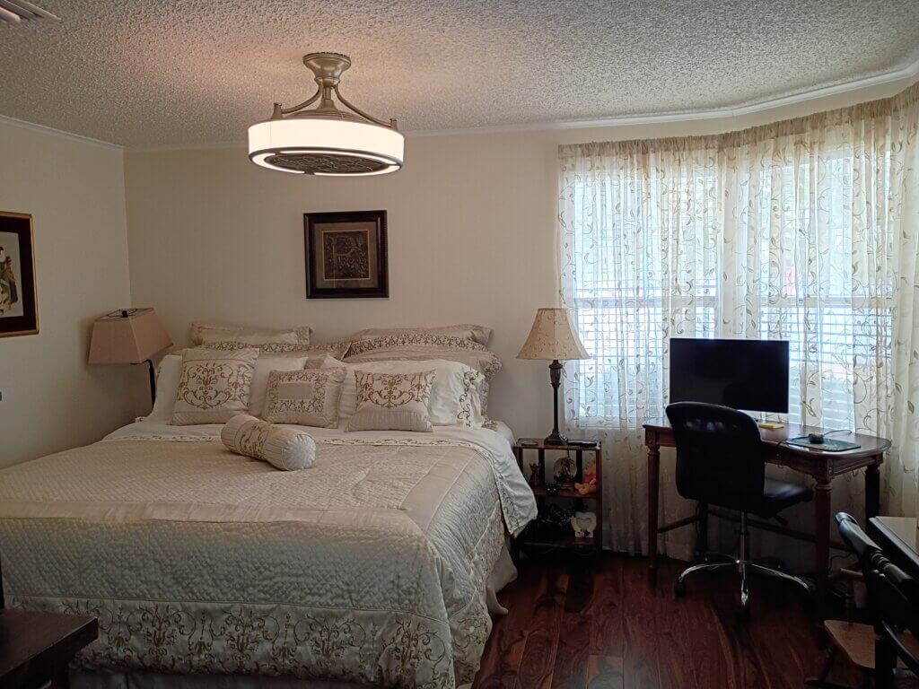 9900 Cypress Lakes Dr