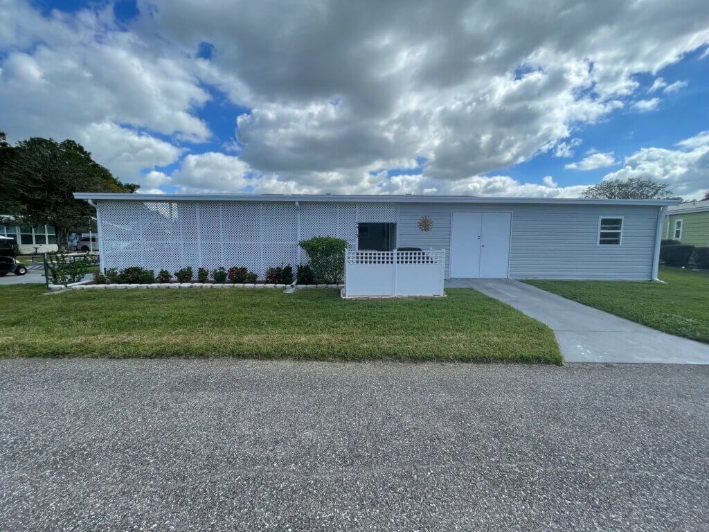 9913 Cypress Lakes Dr