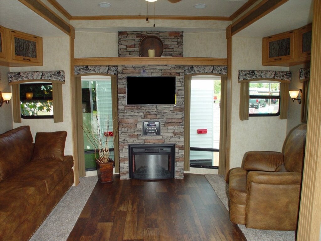 Premier- HY 39 CG1PC